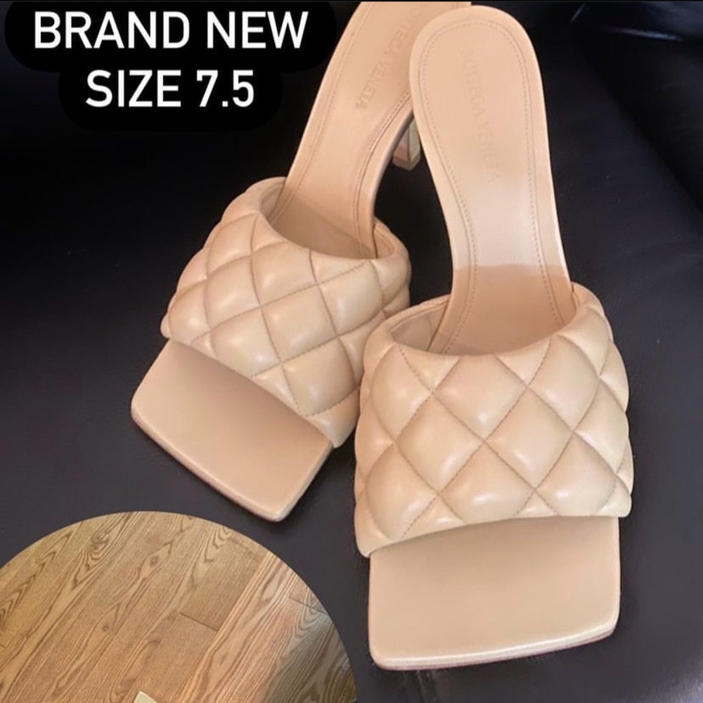 Bottega sandals Brand new with dustbag and box